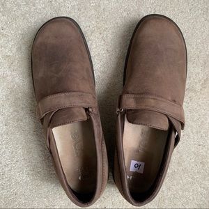 TEVA Vermont Leather strap comfort walking shoes